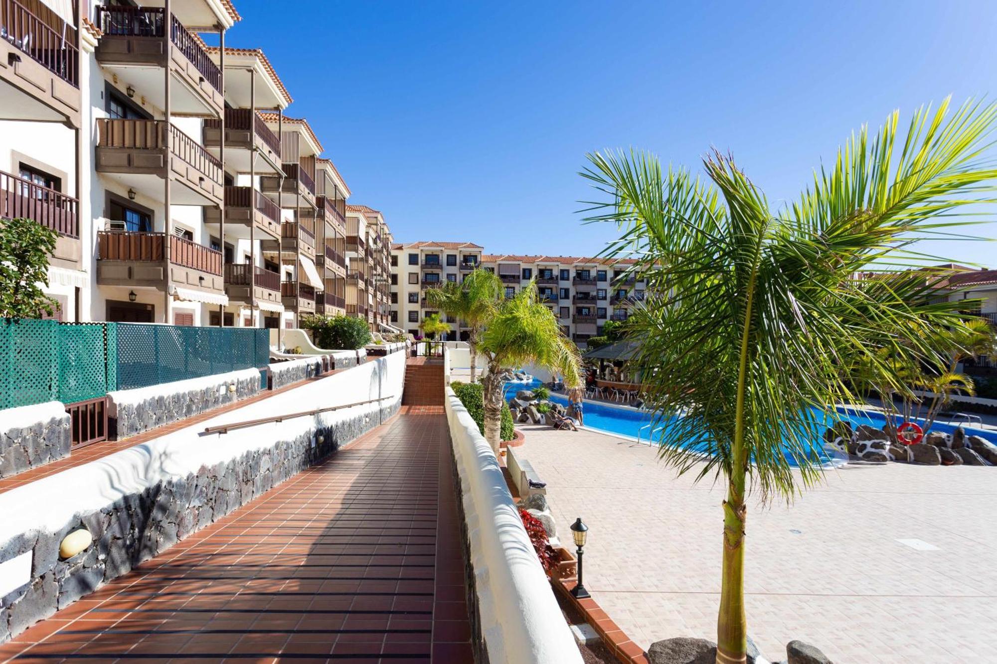 코스타델실렌시오 Agradable Piso Con Piscina & Playa Terraza Y Wifi 아파트 외부 사진